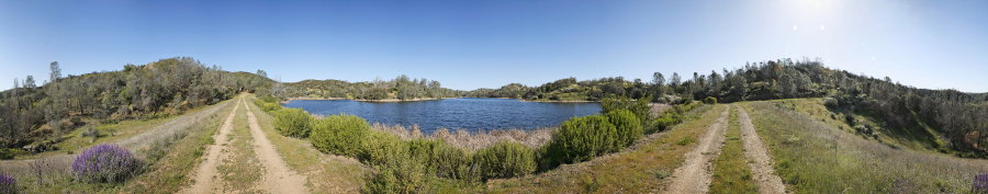 The Center of The Dam At Mississippi Lake